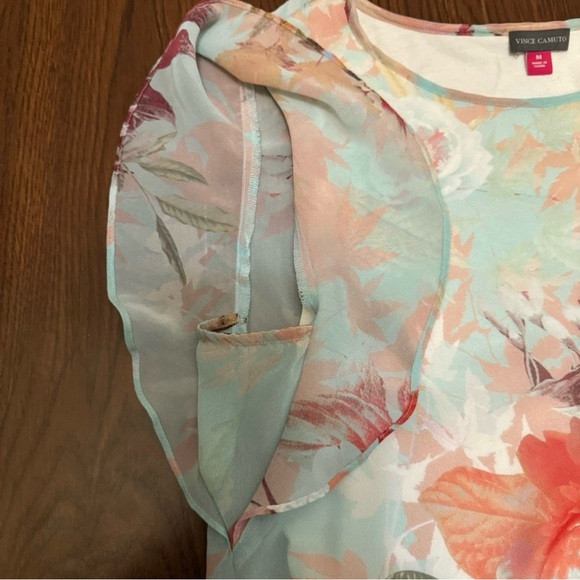 Vince Camuto Chiffon Flutter Short Sleeve Faded Bloom Top Blue Floral Size Med - Picture 2 of 8
